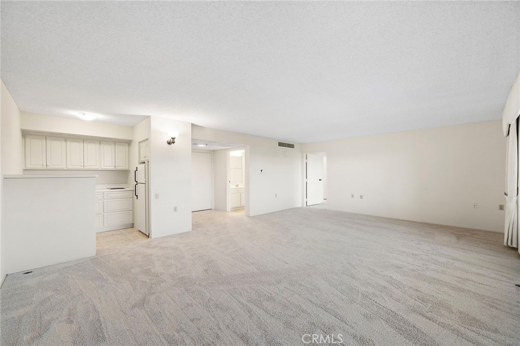 24055 Paseo Del Lago