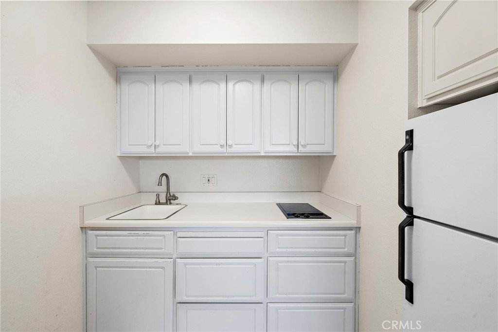 24055 Paseo Del Lago