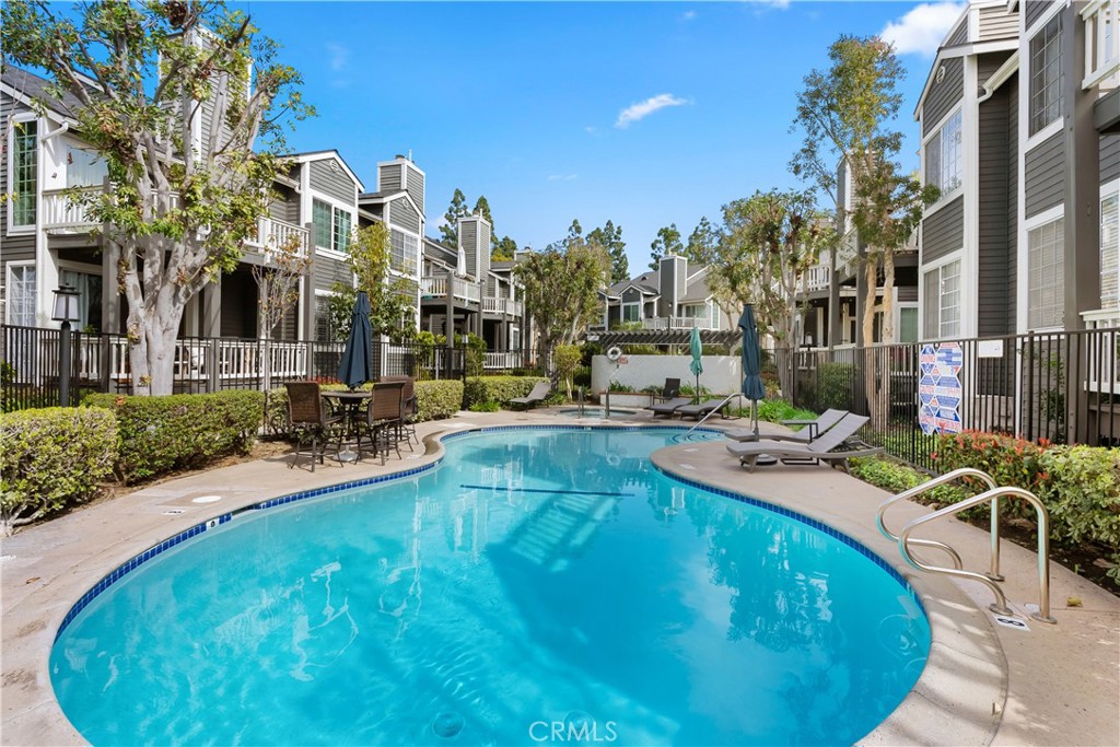 2330 vangurad Way L101