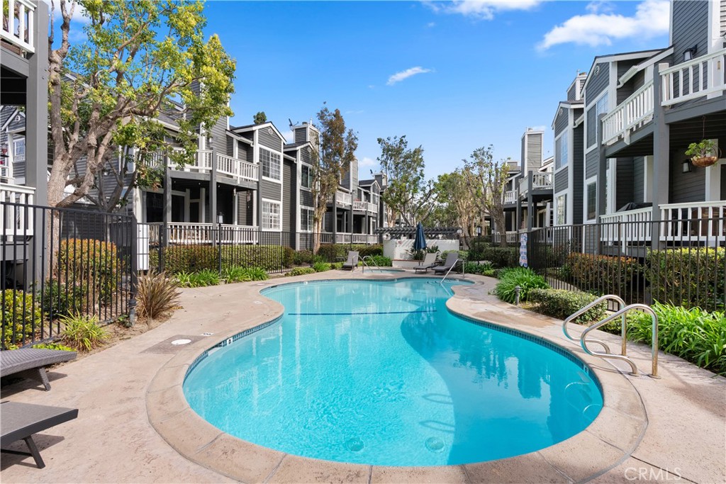 2330 vangurad Way L101