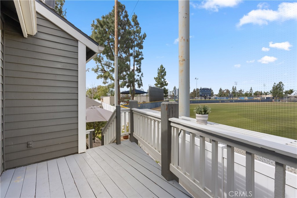 2330 vangurad Way L101