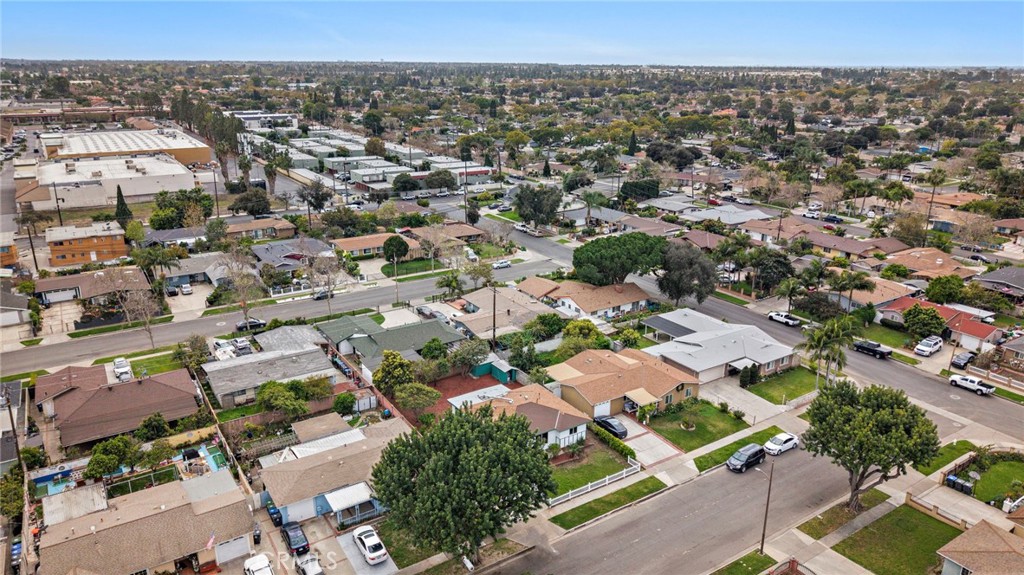 1410 W Camden Place
