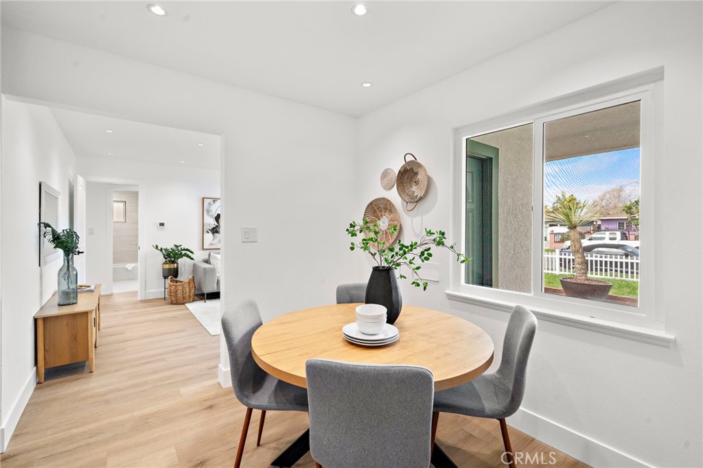 1410 W Camden Place