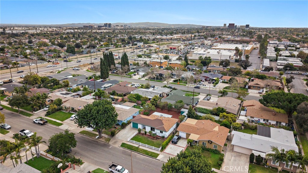 1410 W Camden Place