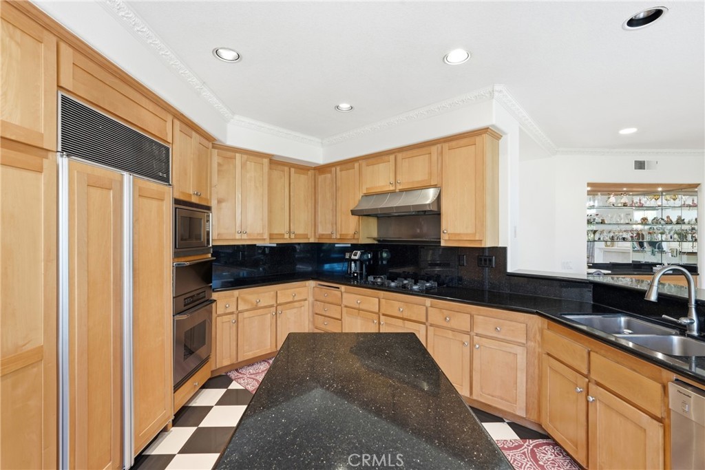 26942 Willow Tree Ln