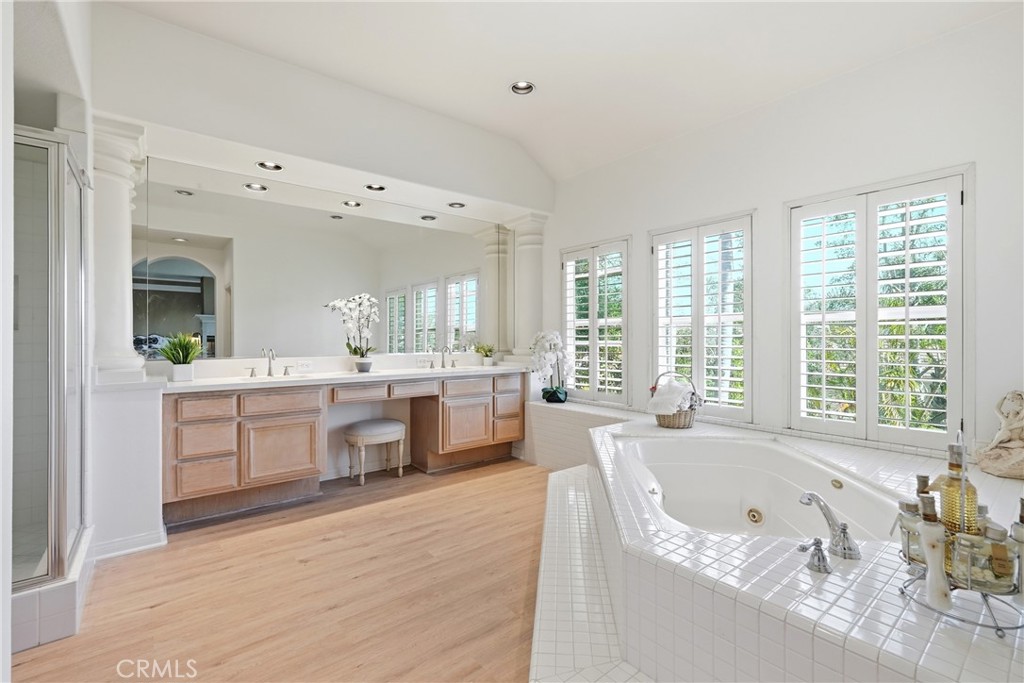 26942 Willow Tree Ln