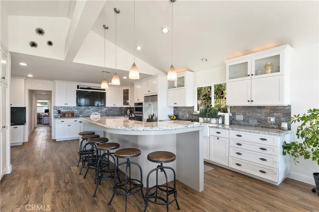 723 Avenida Presidio