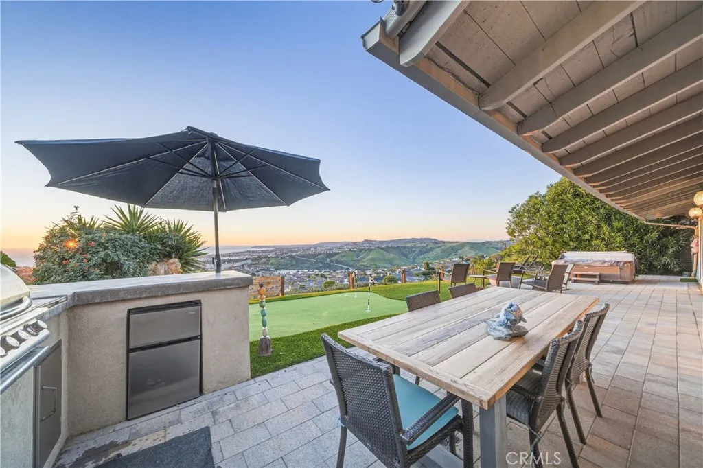 723 Avenida Presidio