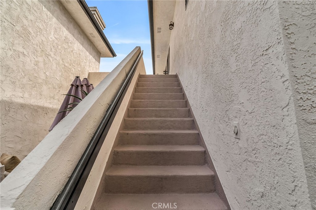 185 Costa Mesa Street B