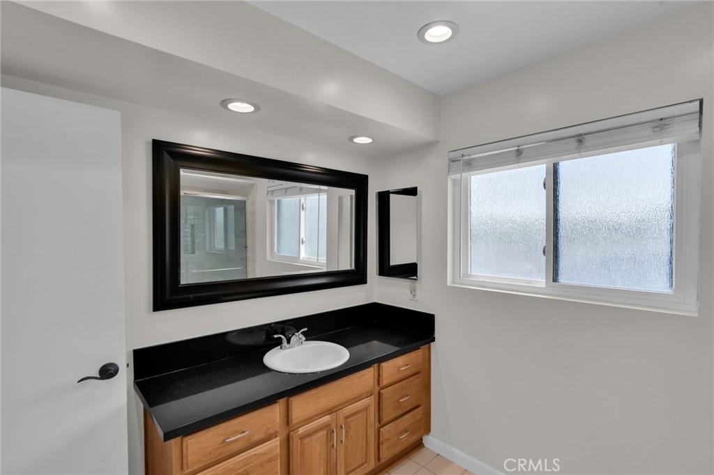 185 Costa Mesa Street B