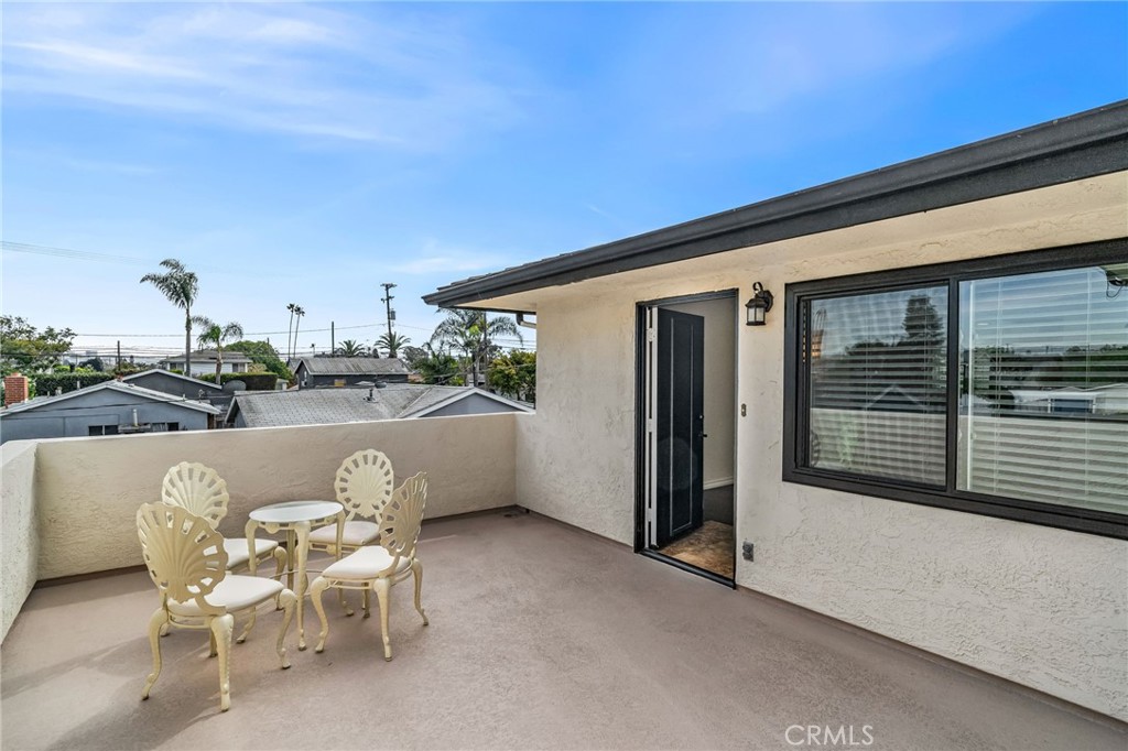 185 Costa Mesa Street B