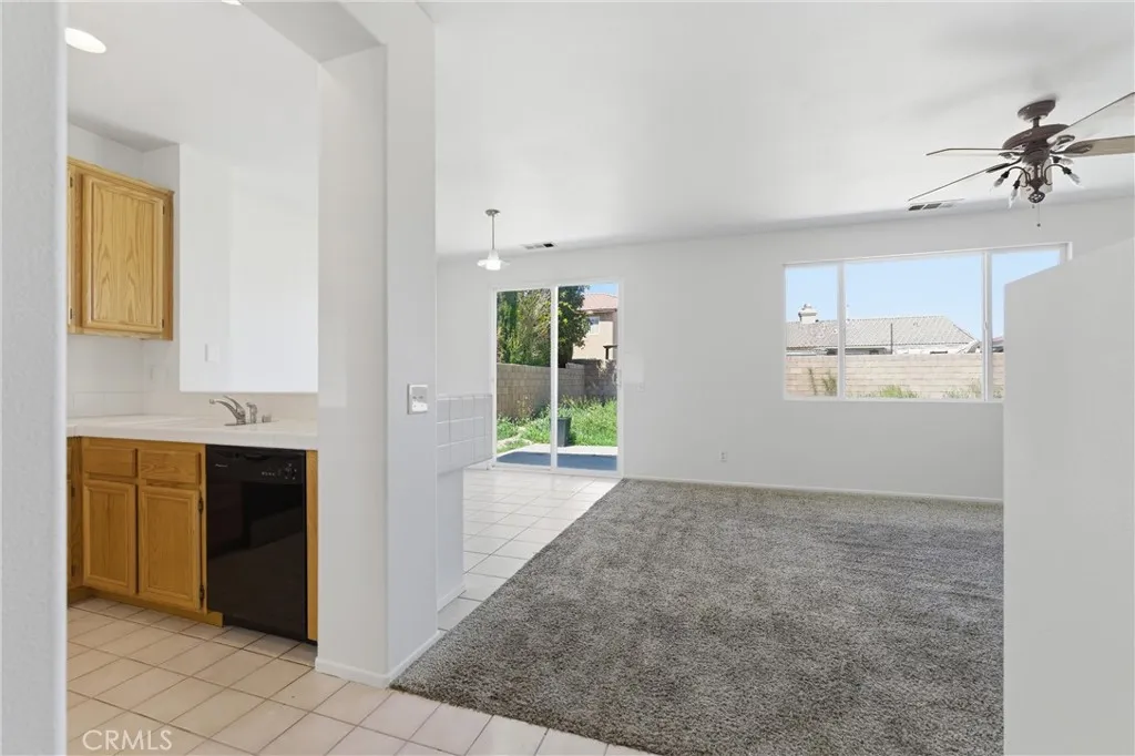 1555 Sutherland
