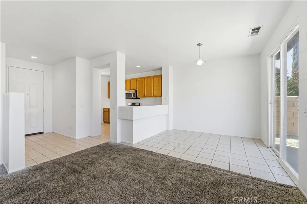 1555 Sutherland