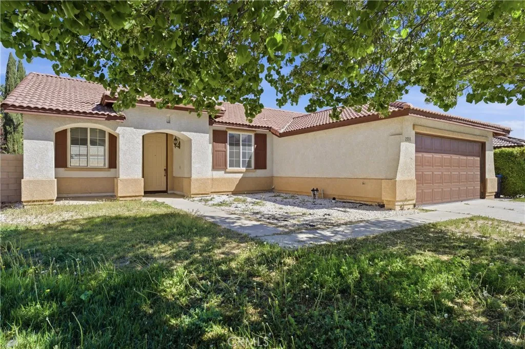 1555 Sutherland
