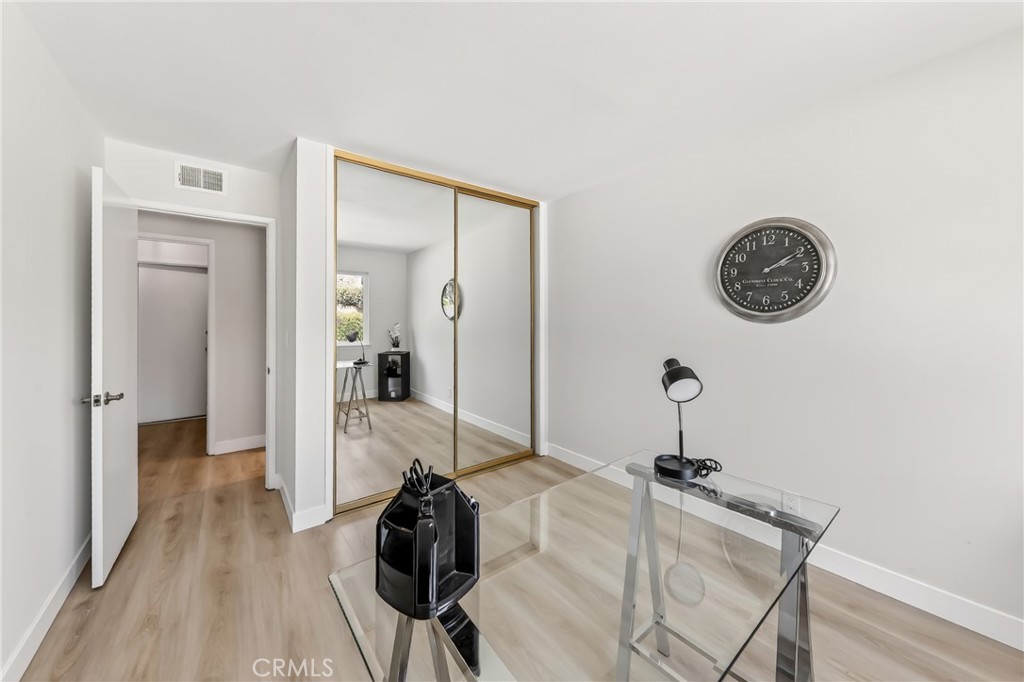 1630 1630 Salmon River