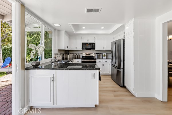 1630 1630 Salmon River