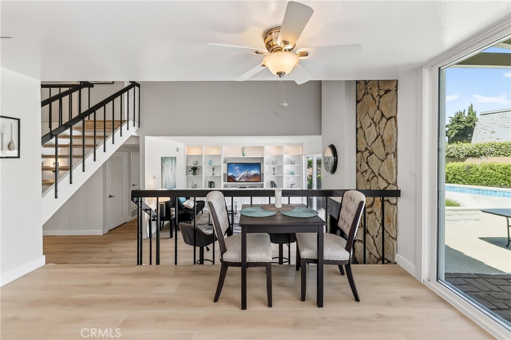 1630 1630 Salmon River