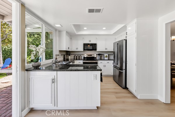 1630 1630 Salmon River