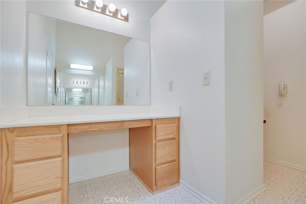 15920 Foxwood