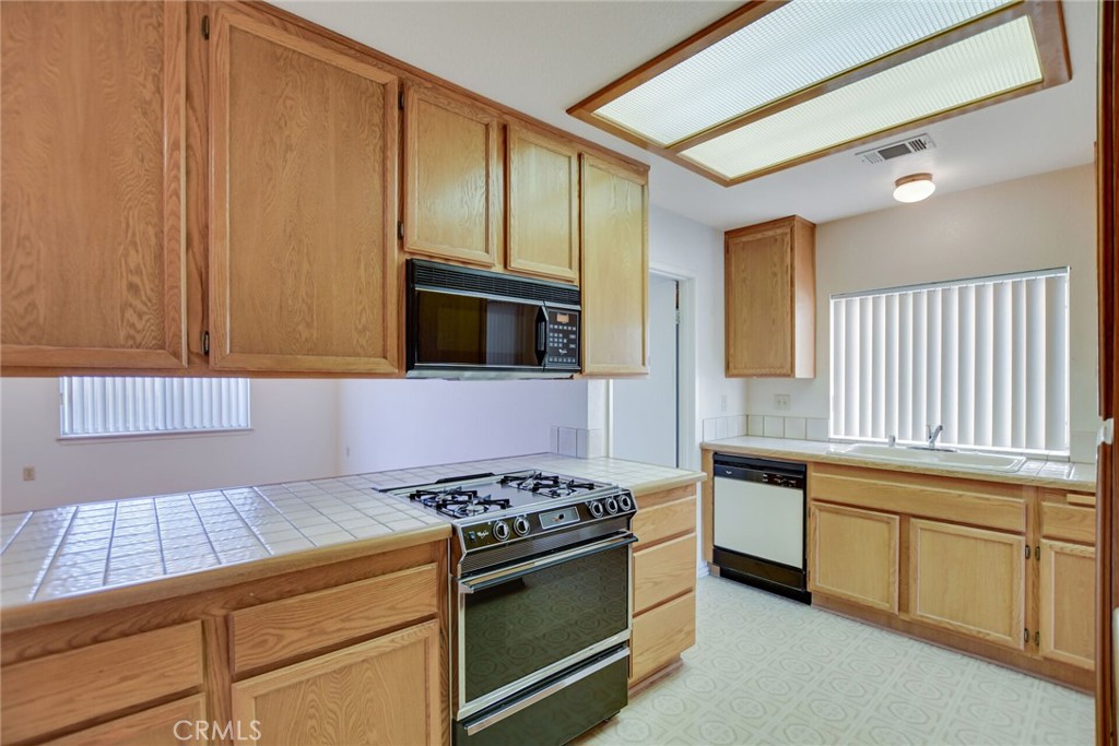 15920 Foxwood