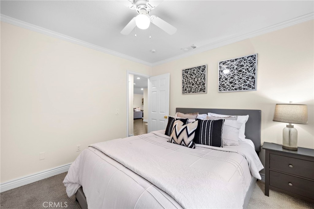 10763 El Centro Avenue