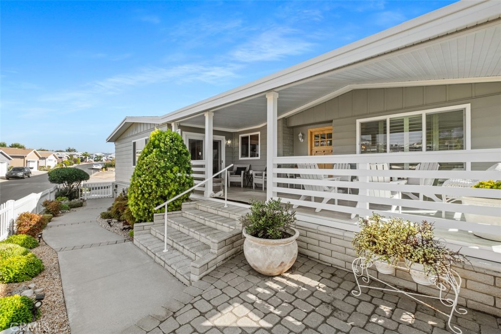 129 Mira Del Sur