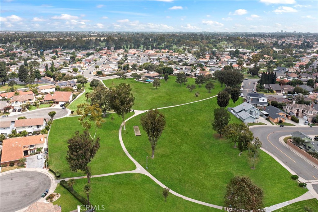 10830 La Terraza Avenue