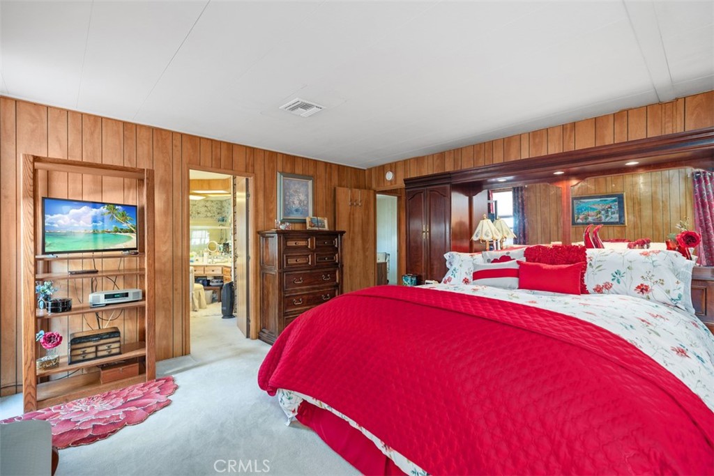 16444 Bolsa Chica 85