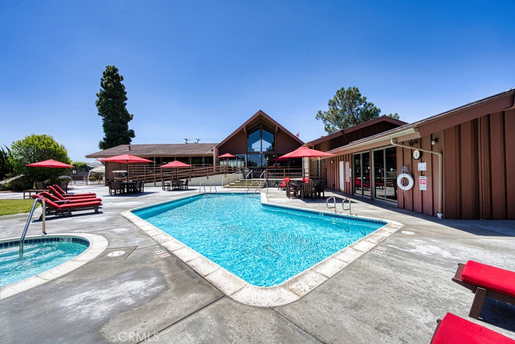 16444 Bolsa Chica 85