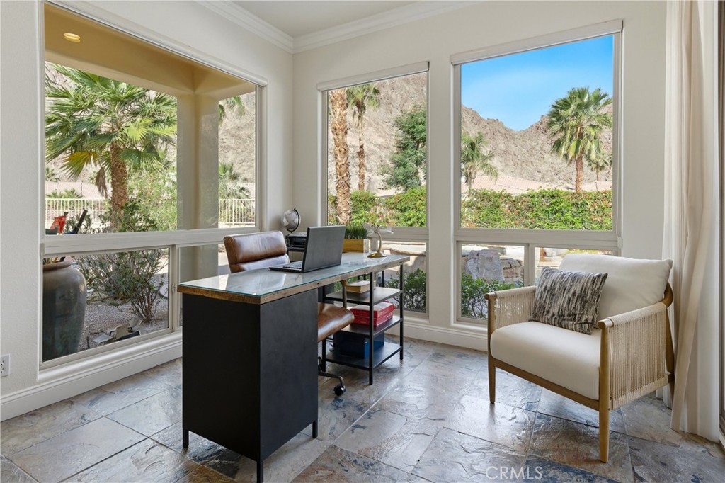 47855 White Fox Court