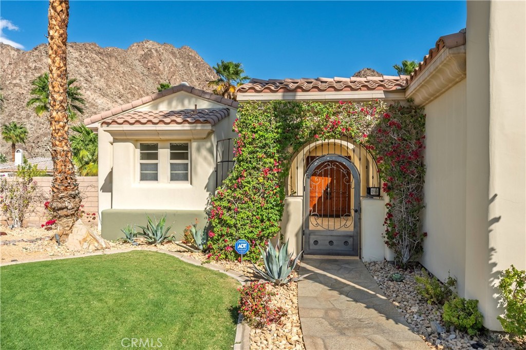 47855 White Fox Court