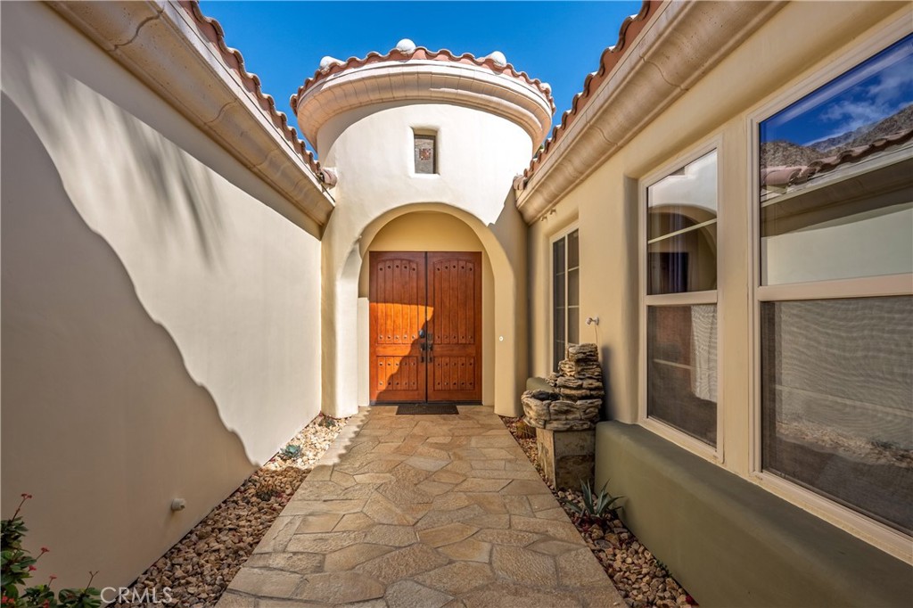 47855 White Fox Court