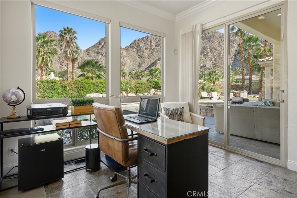 47855 White Fox Court