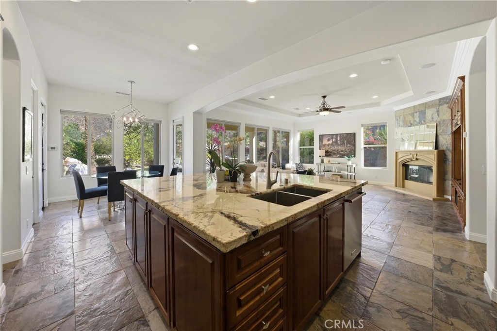 47855 White Fox Court