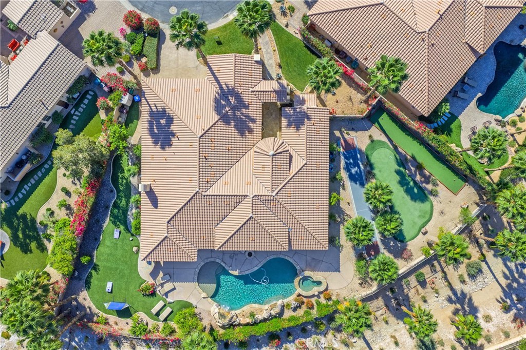 47855 White Fox Court