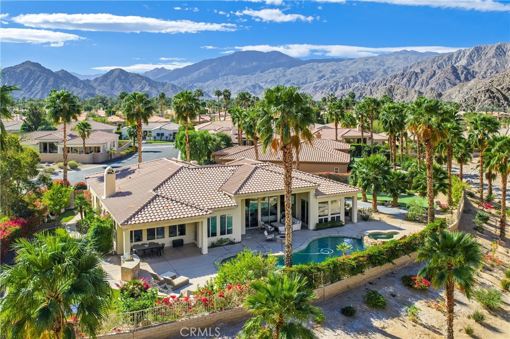 47855 White Fox Court