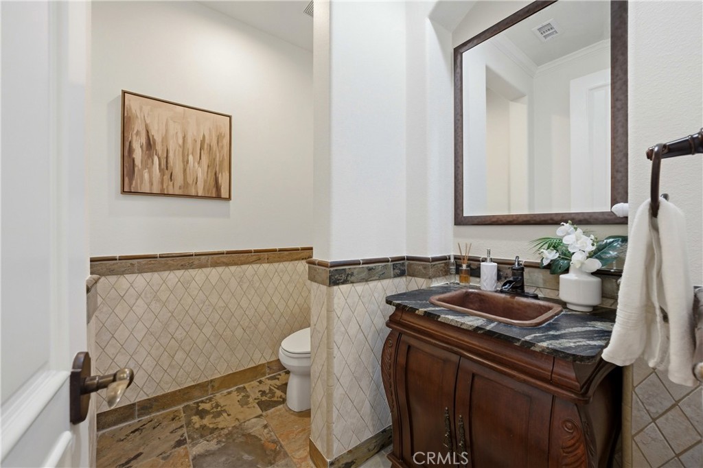 47855 White Fox Court