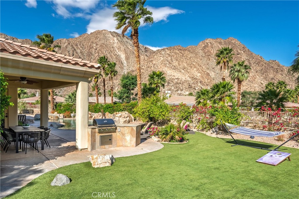 47855 White Fox Court