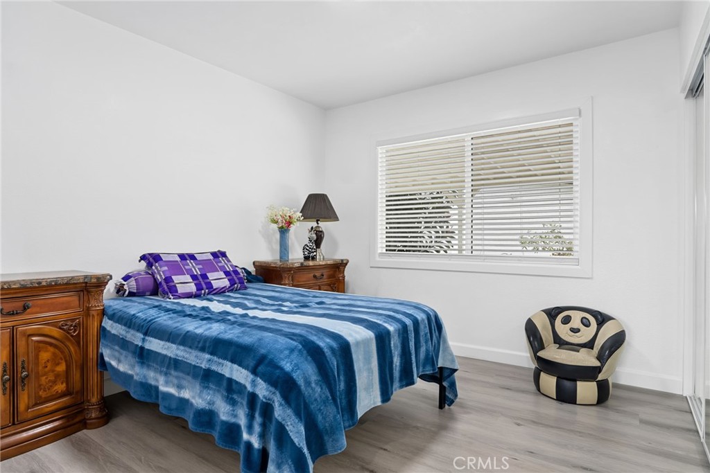 8922 Jennrich Avenue