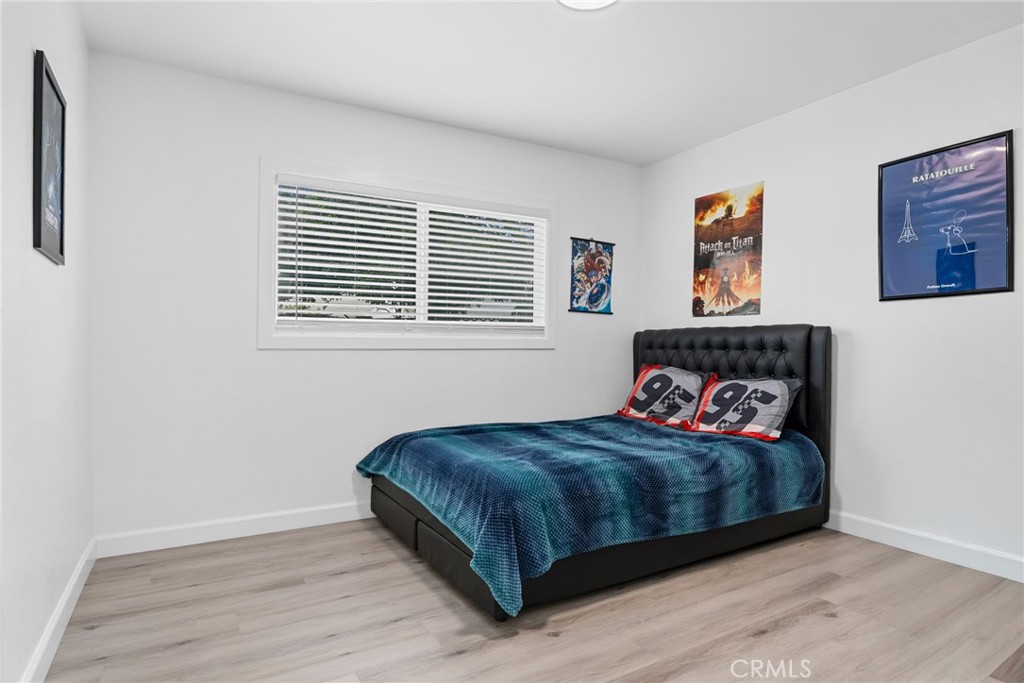 8922 Jennrich Avenue