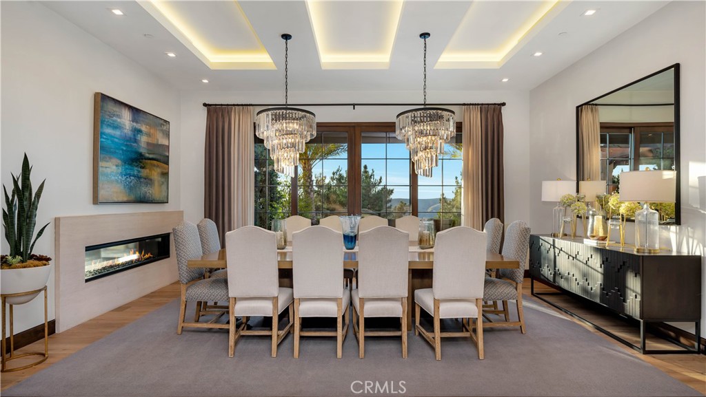 2 Thomas Road