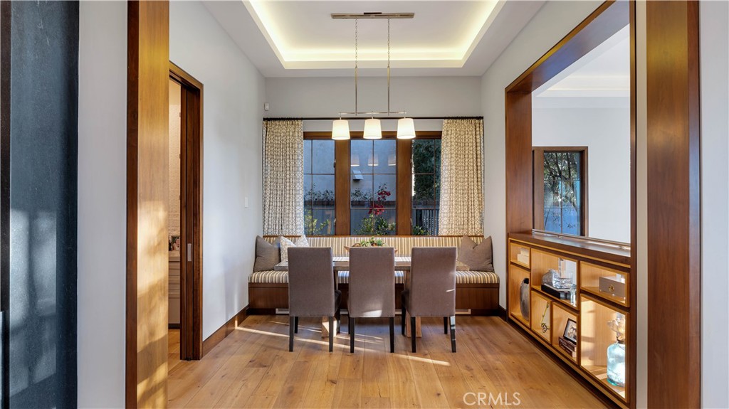 2 Thomas Road