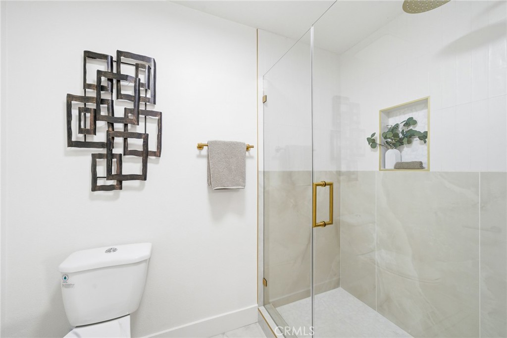 22706 Wood Lake Lane