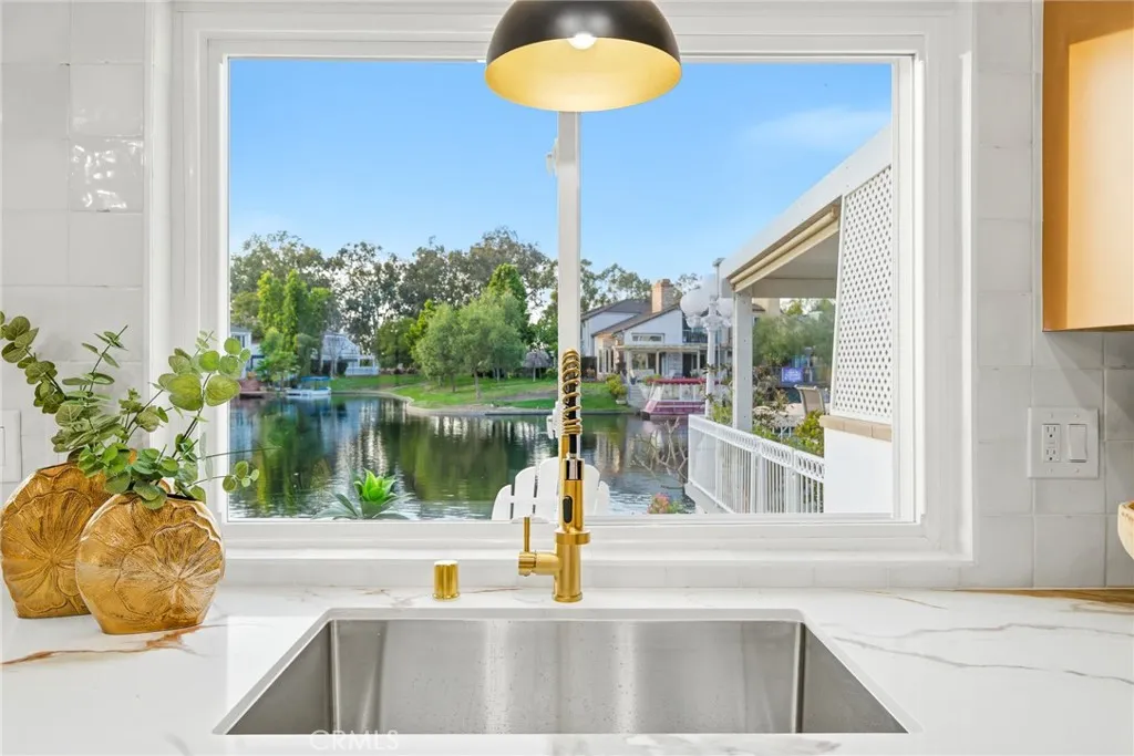 22706 Wood Lake Lane