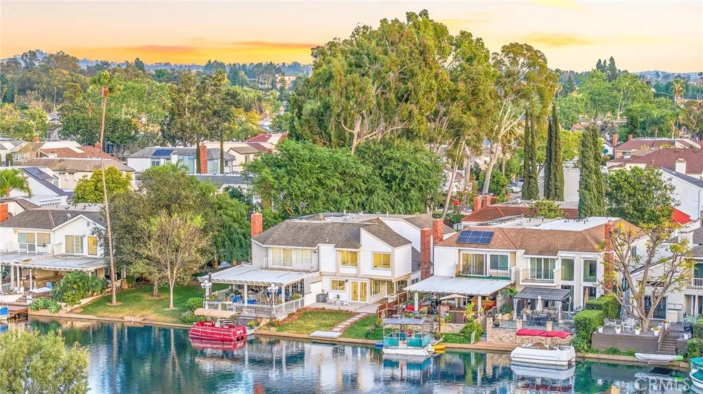 22706 Wood Lake Lane