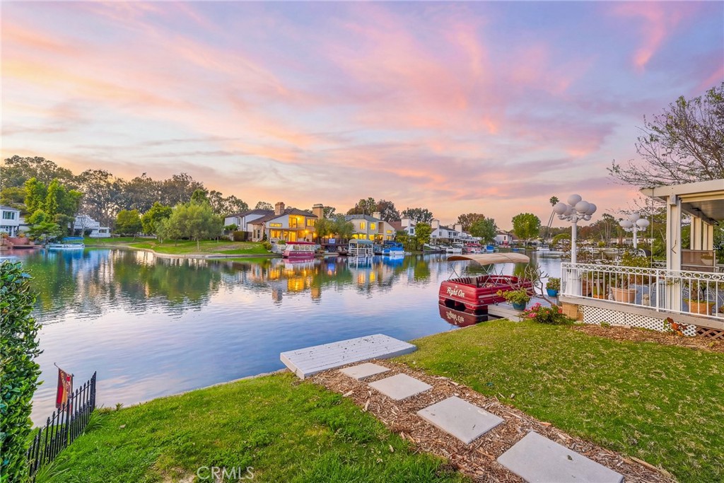 22706 Wood Lake Lane