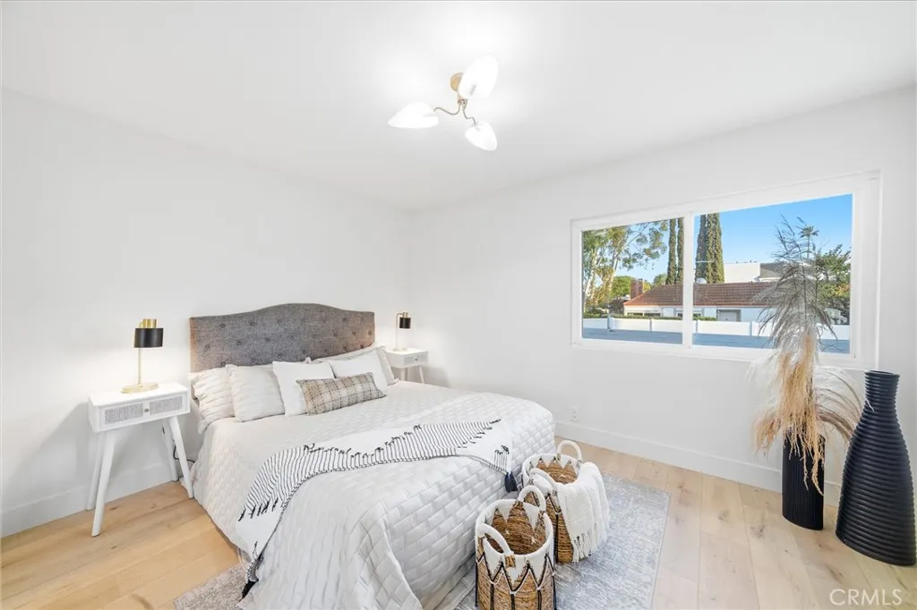 22706 Wood Lake Lane