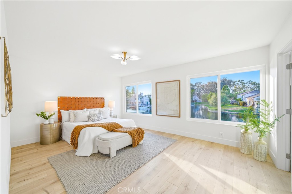 22706 Wood Lake Lane