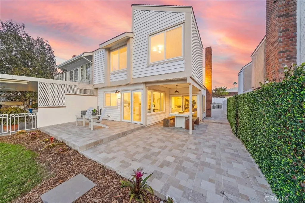 22706 Wood Lake Lane