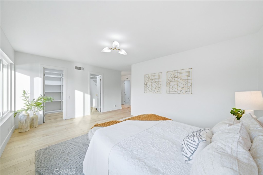 22706 Wood Lake Lane